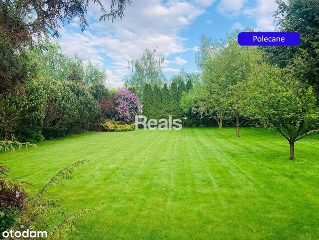 Wygodny dom w centrum Komorowa