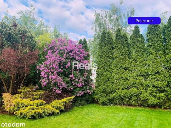 Wygodny dom w centrum Komorowa