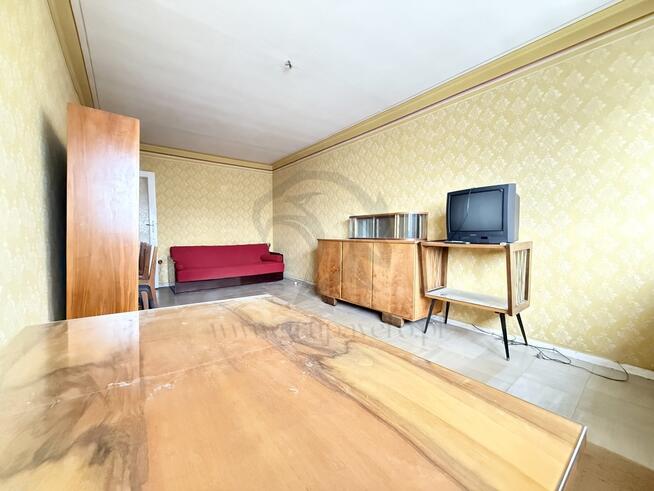 Loftowy vibe w zielonej ramie