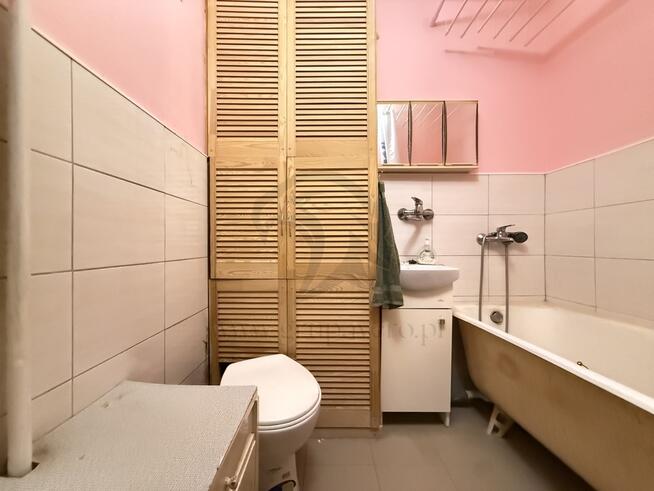 Loftowy vibe w zielonej ramie