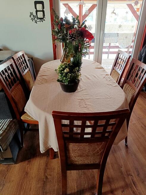 Stół rozkładany drewniany 8 krzeseł + 1 krzesło gratis