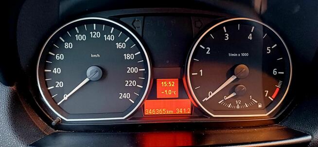 BMW SERIA 1 E 87 Rok 2006 Benzyna 1,6