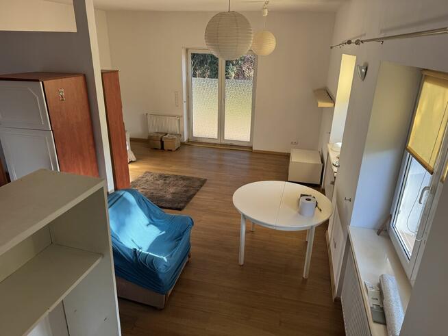 wynajmę kawalerkę 50m-domek