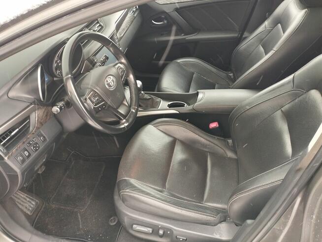 TOYOTA AVENSIS PANORAMA NAVI KAMERA HAK