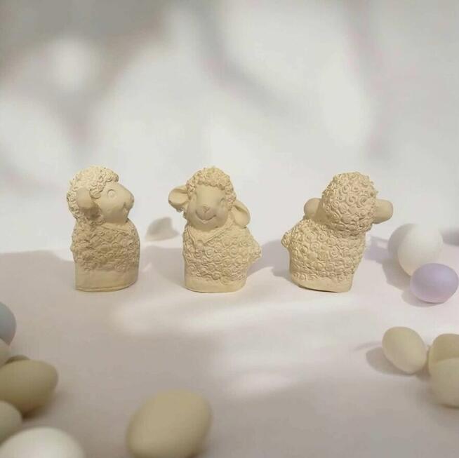 Figurki wielkanocne dekoracja wielkanocna Producent zajaczek