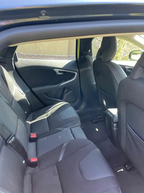 Volvo V40 2016 | Bogate wyposażenie + 2 komplety kół