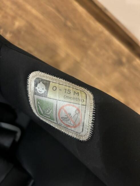 Fotelik samochodowy Joli i-spin 360 (0-18 kg)