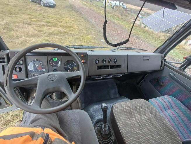 Mercedes 1114 kiper 3 stronnym