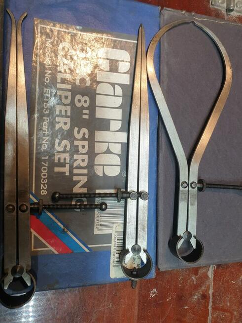 Cyrkle i macka ślusarska do trasowania z blokadą śrubą spręż