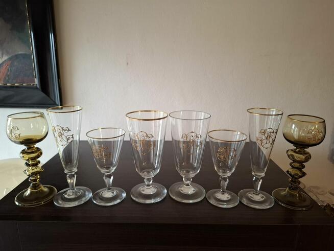 Zestaw galanterii szklanej, koniec XIX wieku