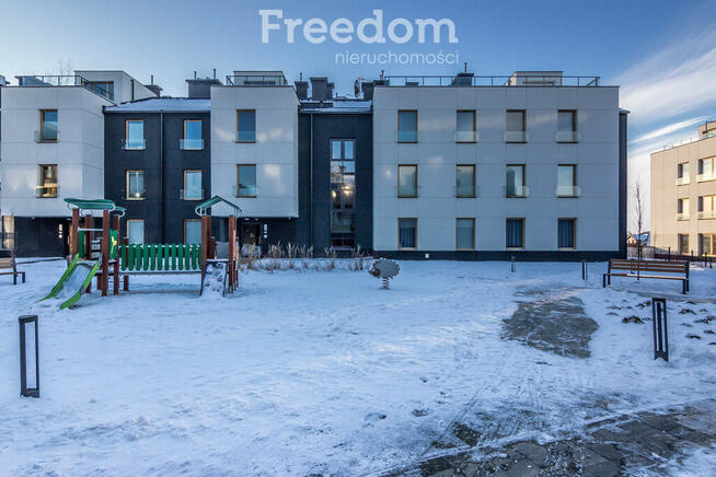 4 pokojowy, dwupoziomowy apartament, 84 m2