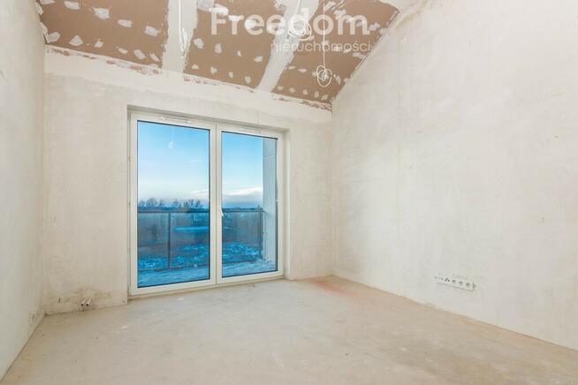 4 pokojowy, dwupoziomowy apartament, 84 m2