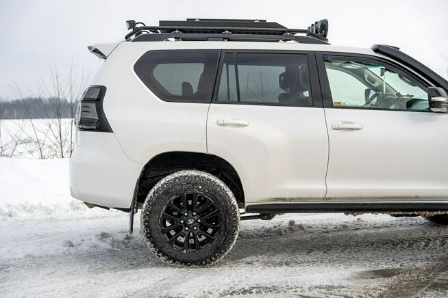 Toyota Land Cruiser Executive / 2kpl kół / Doinwestowany / Off-Road / Salon PL ASO FV 23%