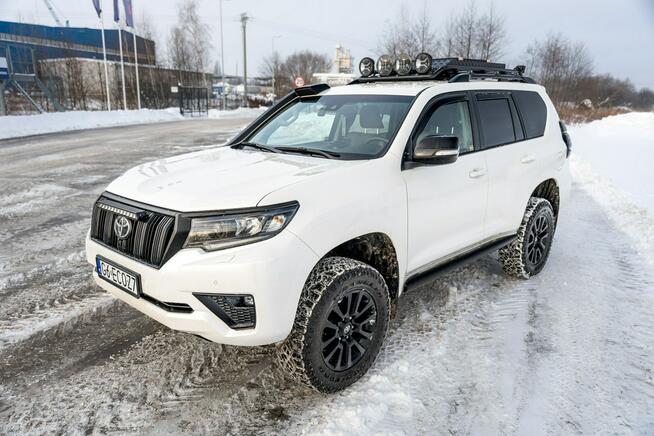 Toyota Land Cruiser Executive / 2kpl kół / Doinwestowany / Off-Road / Salon PL ASO FV 23%