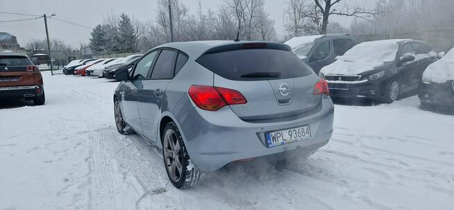 Opel Astra Jeden Właściciel Zarejestrowany 1.7 Cdti