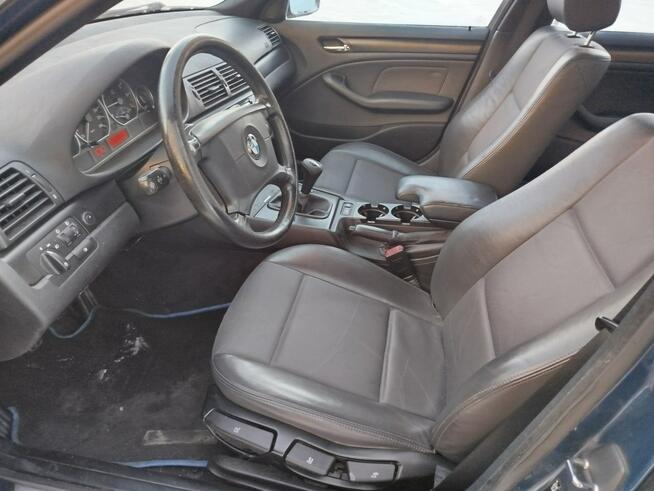 BMW 318 ZADBANA bez rdzy sedan benzyna