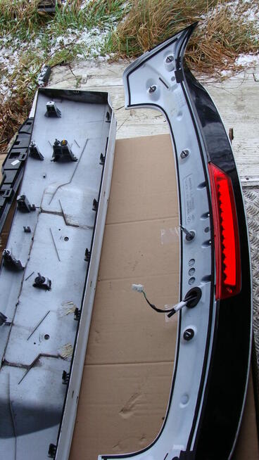 spojler pokrywy bagażnika Hyundai Tucson