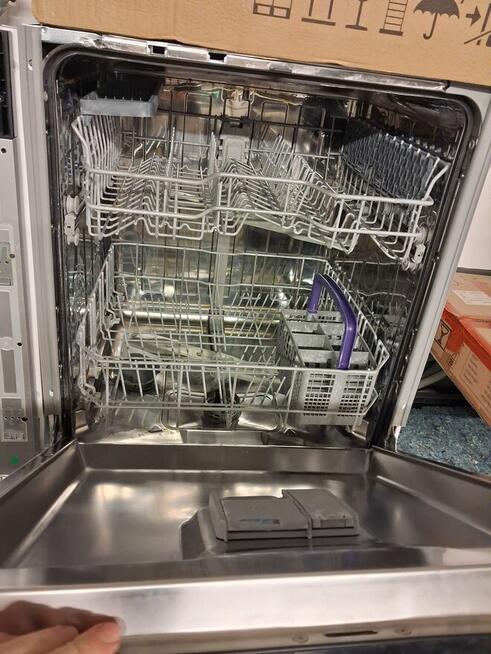 ZMYWARKA DO ZABUDOWY BEKO