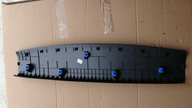 hyundai tucson plastyki wewnętrzne pokrywy bagażnika