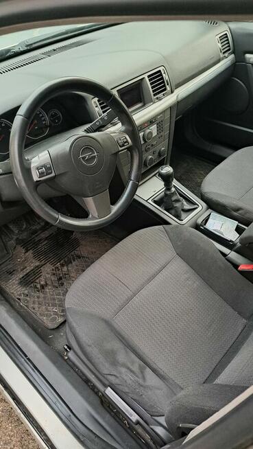 Opel Vectra – solidny samochód na co dzień