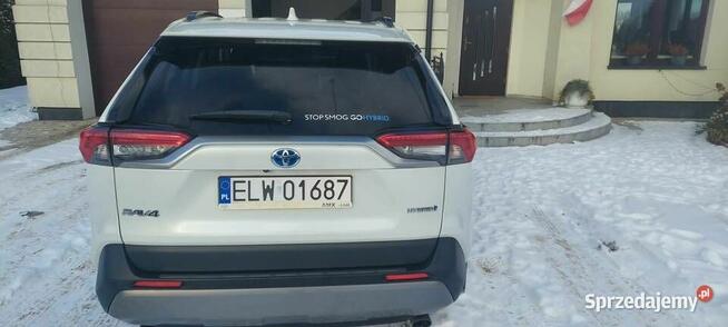 Toyota RAV4, Executive