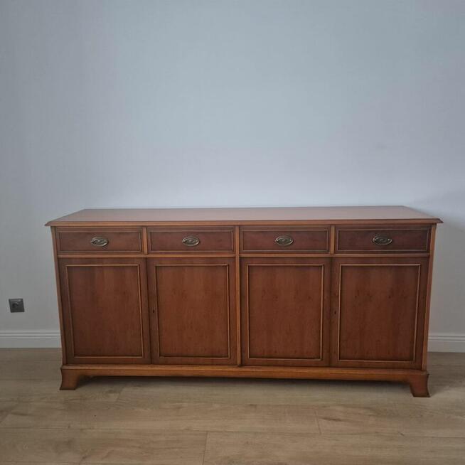 Meble witryna komoda