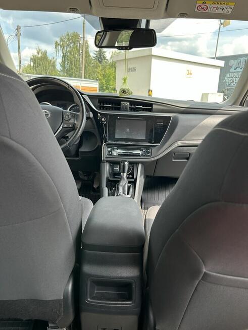 Toyota Corolla Sedan