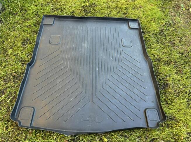 Gumowa mata bagażnika HYUNDAI I40 KOMBI dopasowana solidna