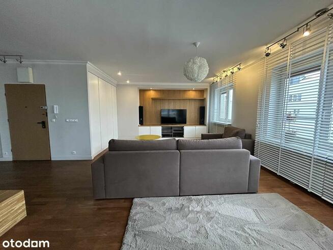 4 pokojowy apartament z 3 miejscami w garażu podziemnym