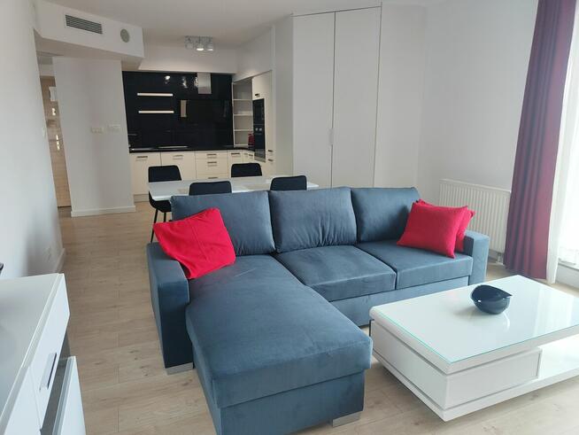 Komfortowy 2 - pokojowy apartament przy ul. Krawieckiej 1