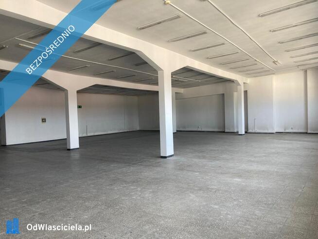 Sprzedam lokal użytkowy w domu towarowym w Wałbrzychu