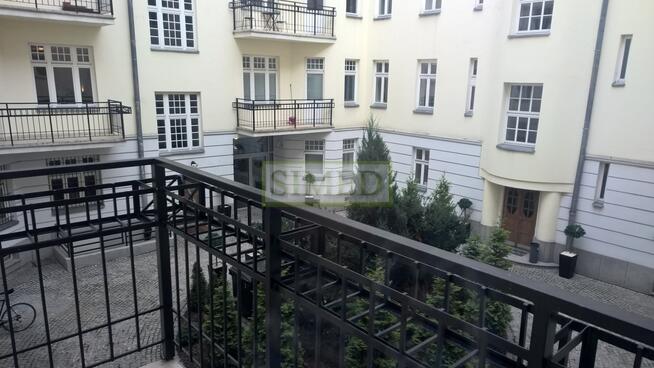 Zabytkowa kamienica , Centrum , recepcja, metro