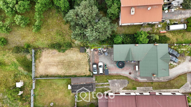 Dom Marki Celinówek, Okólna