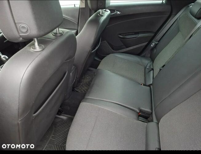 Opel Astra 1.4 benzyna po lifcie ważne opłaty