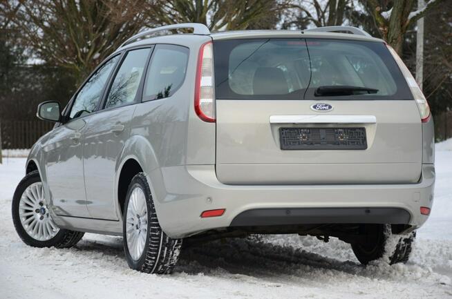 Ford Focus Titanium 1.8i 125KM Serwis Lift Navi Parktronik Klimatronik Alu