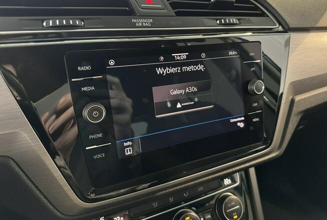 Volkswagen Touran Comfortline 1.5TSI 150KM 2020 7 Osobowy Bezwypadkowy Salon PL