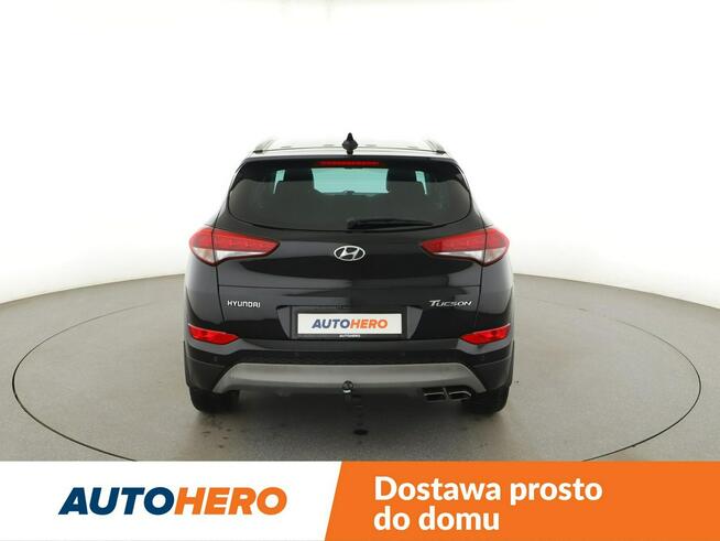 Hyundai Tucson 177KM Automat Hak Navi Czujniki parkowania Klimatyzacja podgrzewane fo