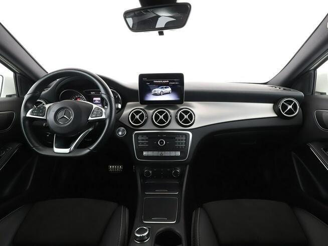 Mercedes A 180 AMG Line full LED Podg.fotele i czujniki parkowania