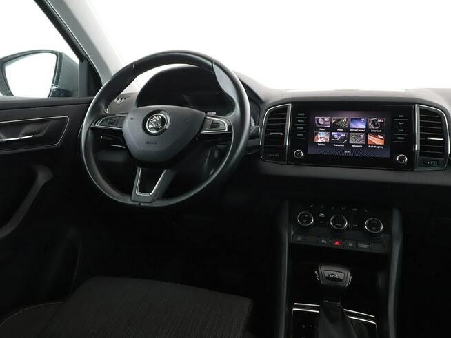 Škoda Karoq DSG klima auto grzane fotele navi panorama czujniki parkowania