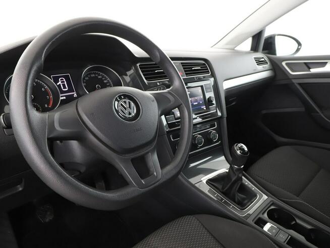 Volkswagen Golf klimatyzacja czujniki parkowania grzane fotele