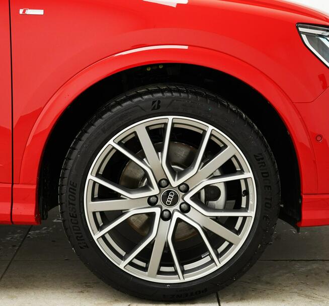 Audi Q3 40TDI Quattro Sline Sonos3D MatrixLed TempomatACC Virtual Hak Webasto