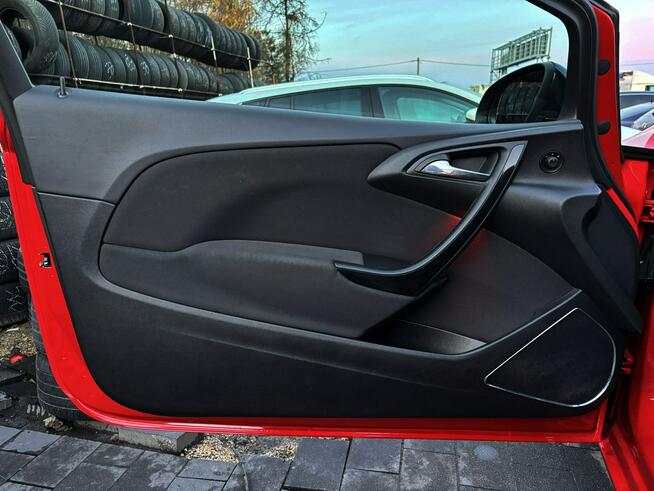 Astra GTC OPC 1.6 TURBO 200km NAVI bi-xenon BEZWYPADEK serwis 2015