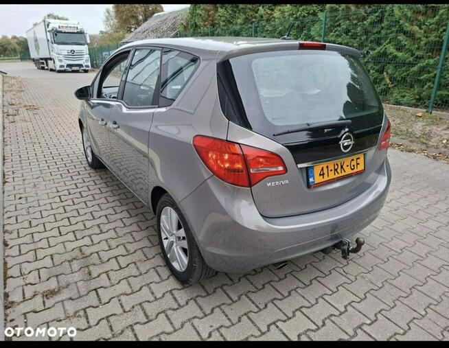 Opel Meriva 1.4 benzyna klimatyzacja wazne opłaty
