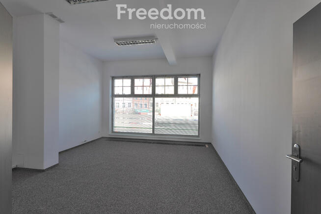 Lokal biurowy w centrum Jeleniej Góry!