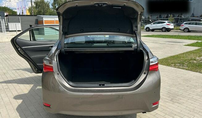 Toyota Corolla Sedan