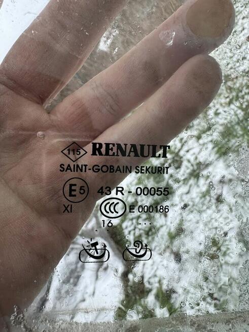 Szyba RENAULT TALISMAN INITIALE PARIS 2016 sedan/kombi