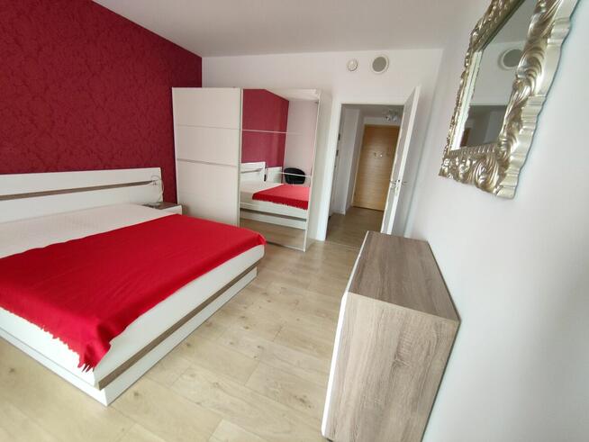 Komfortowy 2 - pokojowy apartament przy ul. Krawieckiej 1