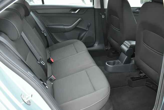 KLIMATRONIK TEMPOMAT CZUJNIKI PARKOW....BEZWYPADKOWA ŚLICZNA