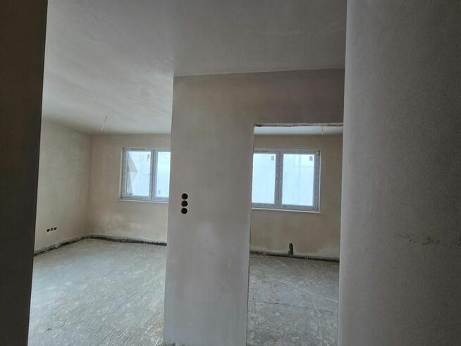 Sprzedam mieszkanie na parterze z ogródkiem!