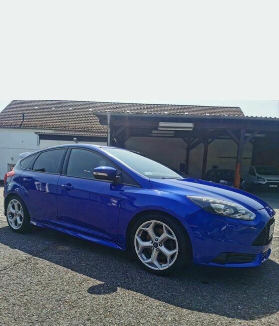 Ford Focus 2.0 ST PILNE